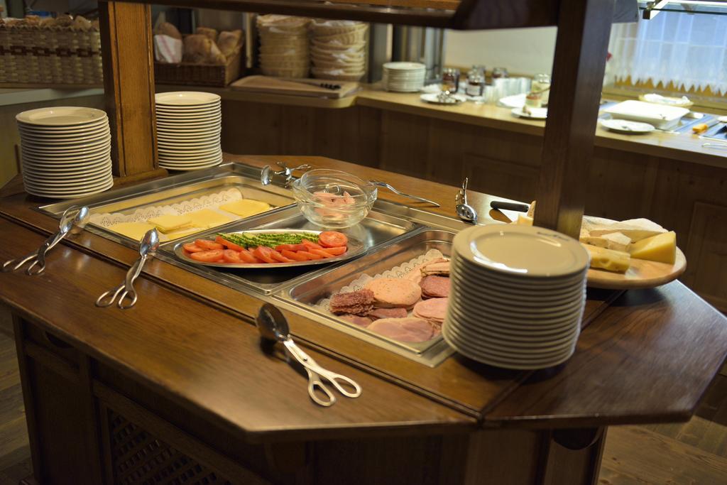 Traube Hotel 3*